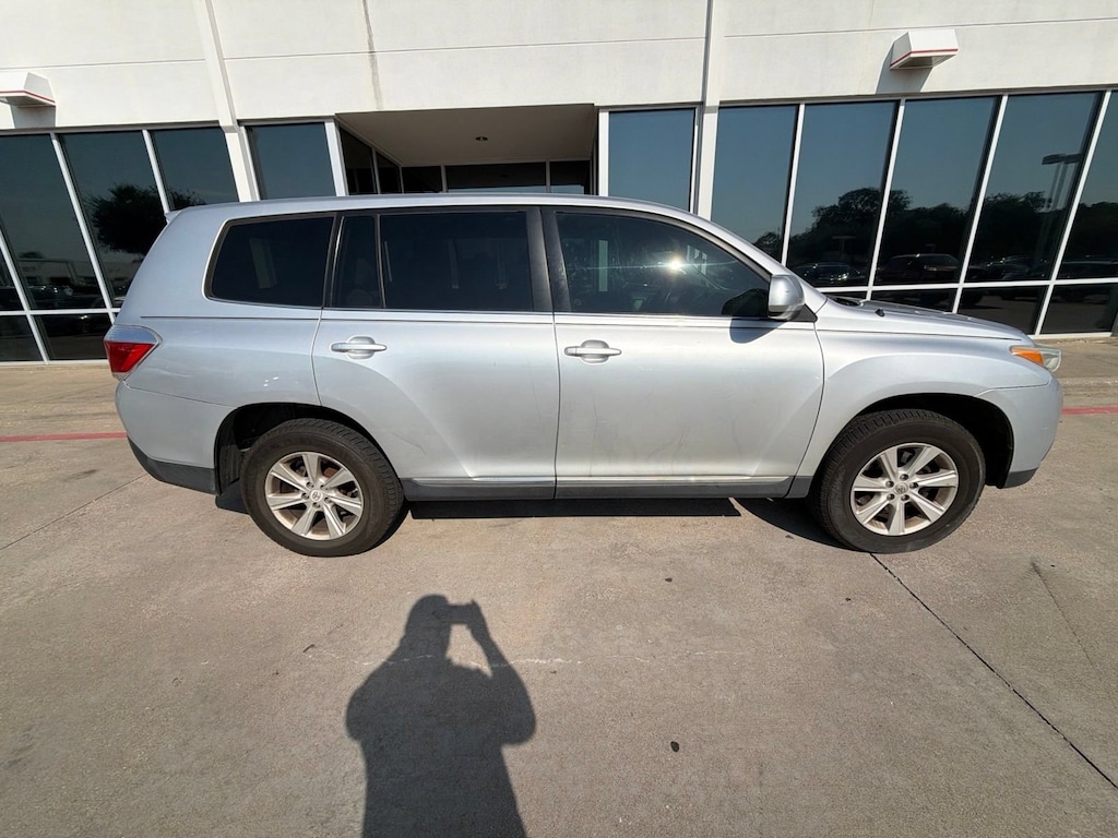 Used 2012 Toyota Highlander Base SUV
