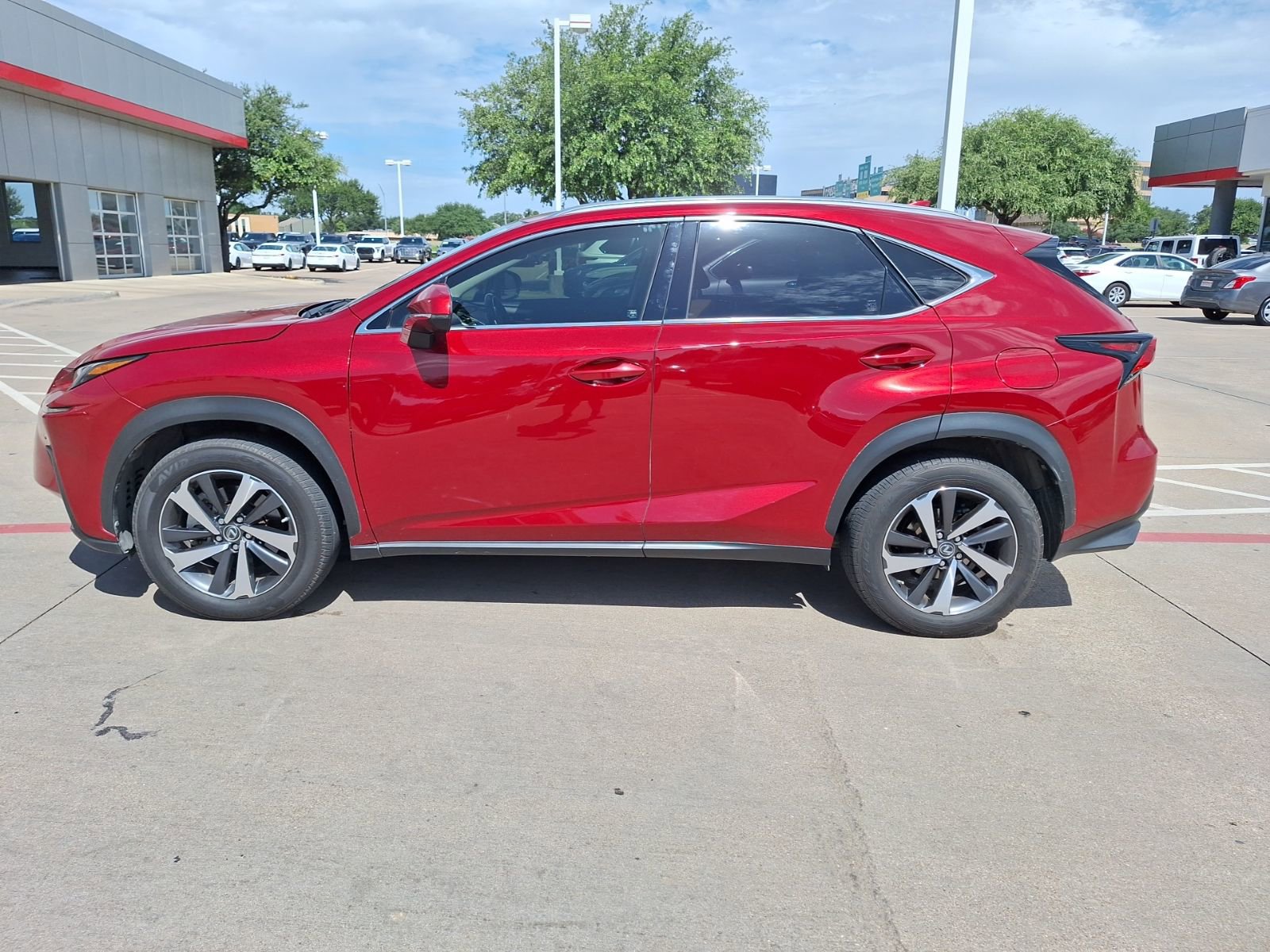 2020 Lexus NX 300 Premium photo 2
