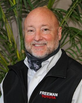 Staff member Michael Daniels from ID_a26068