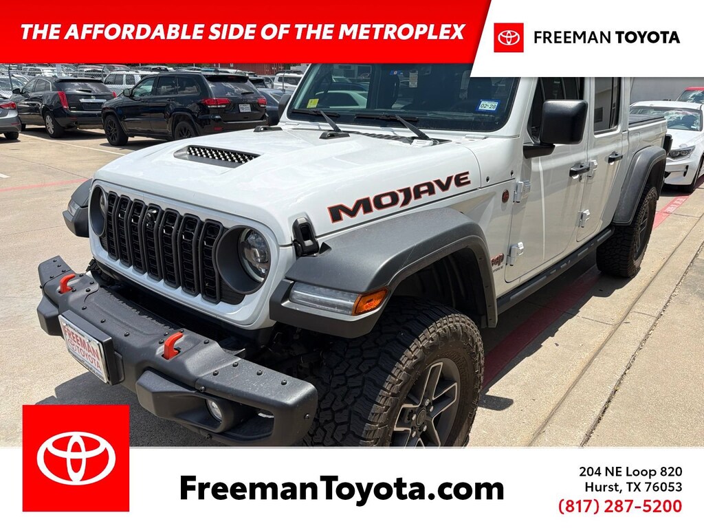 Used 2025 Jeep Gladiator Mojave Truck Crew Cab