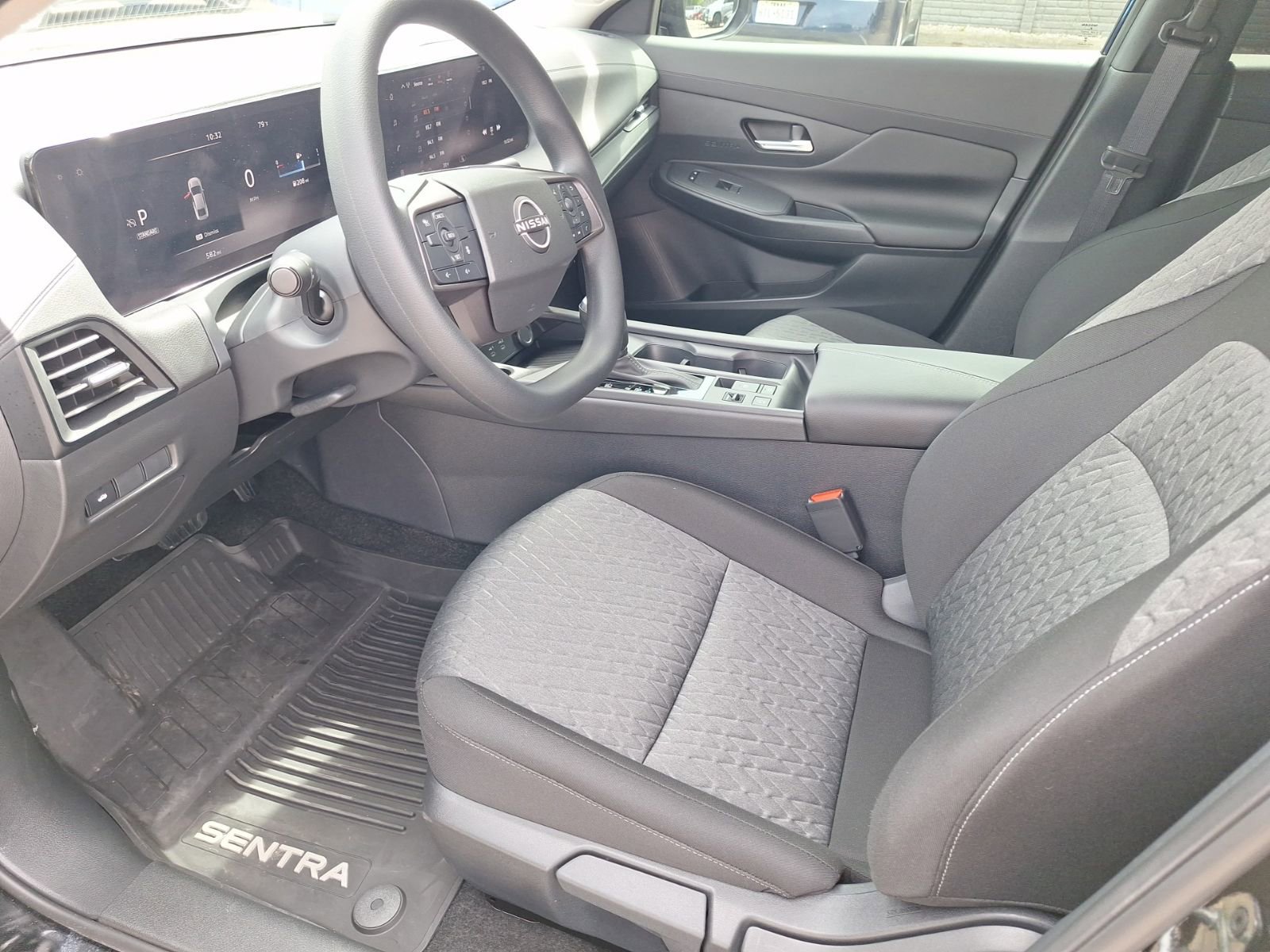 2026 Nissan Sentra SV - Photo 14