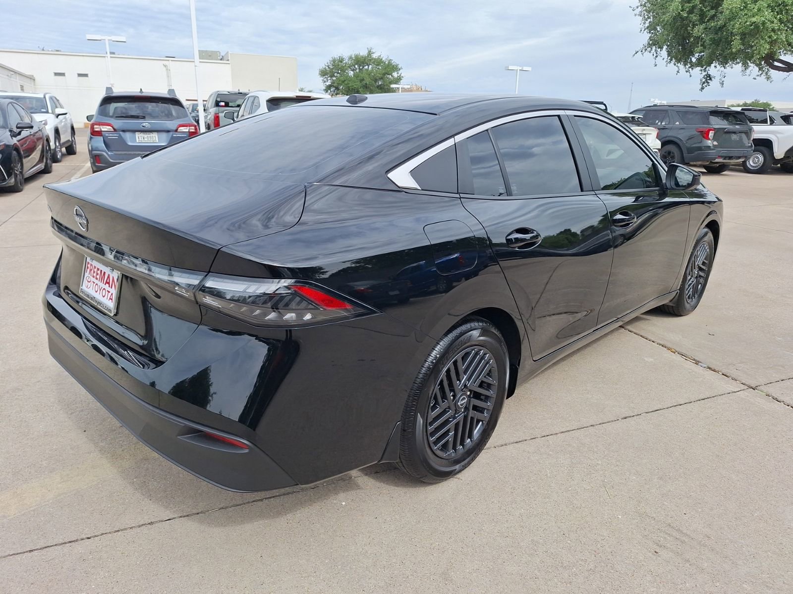 2026 Nissan Sentra SV - Photo 6