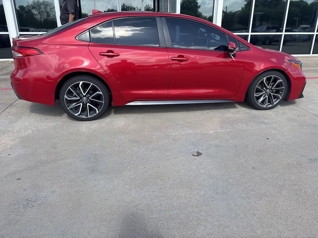 Used 2021 Toyota Corolla SE Sedan