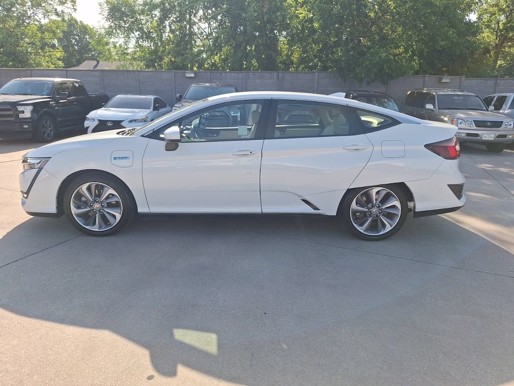 Used 2019 Honda Clarity Plug-In Hybrid Base Sedan