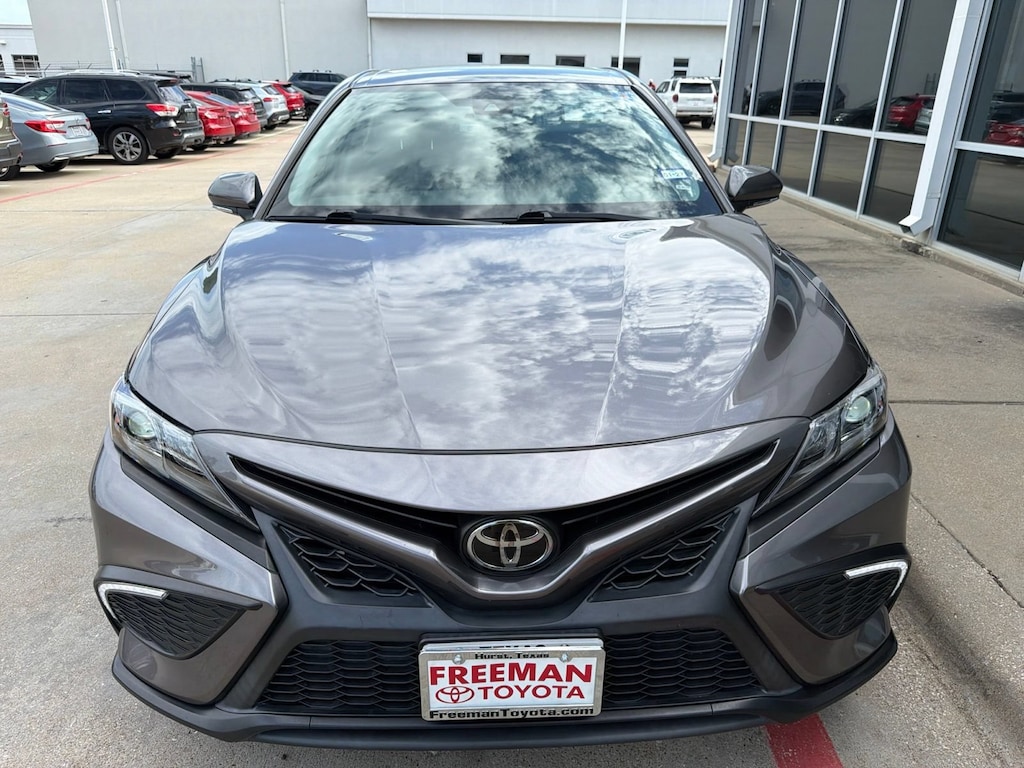 Used 2024 Toyota Camry SE Sedan