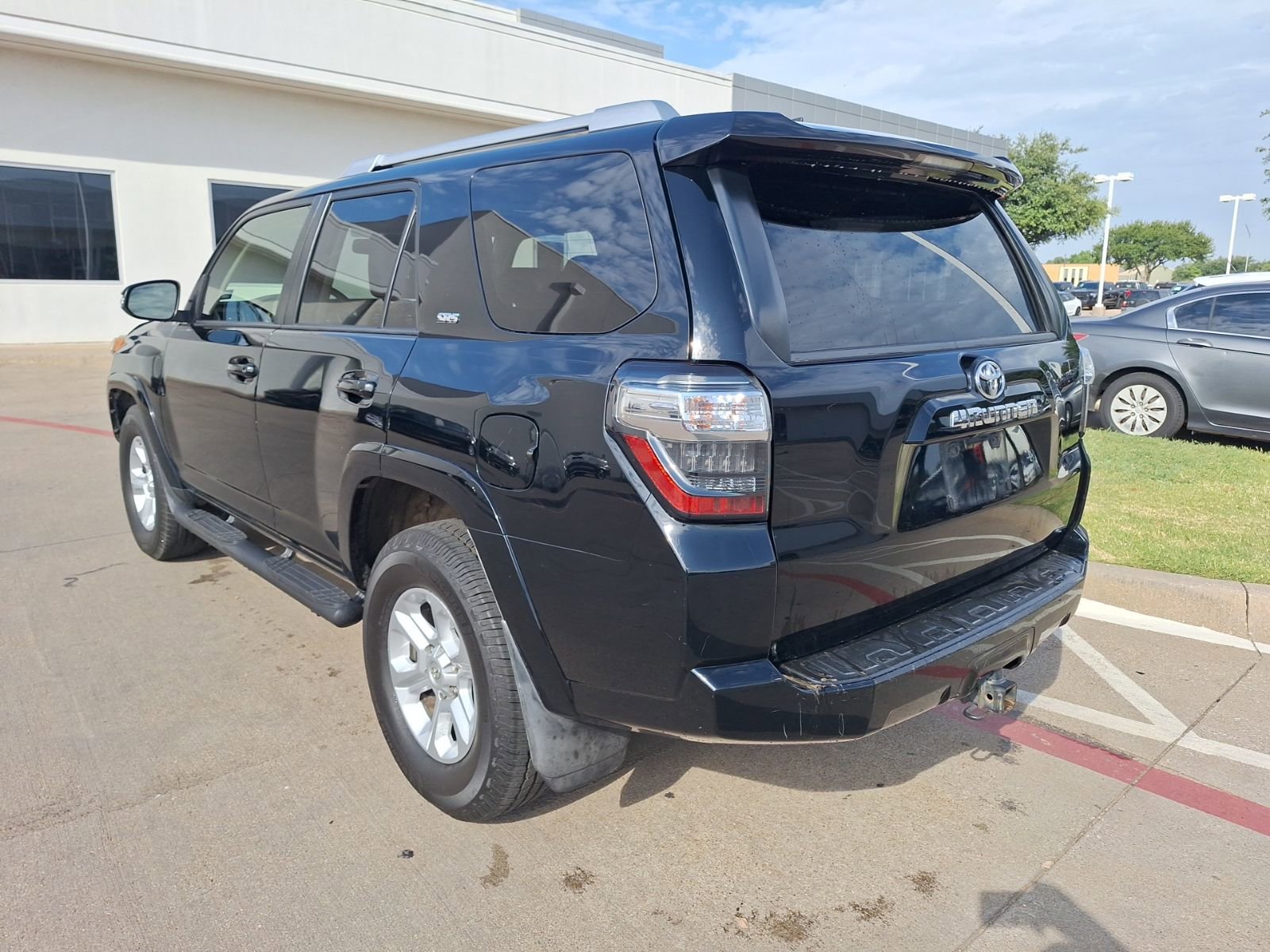2016 Toyota 4Runner Premium photo 2