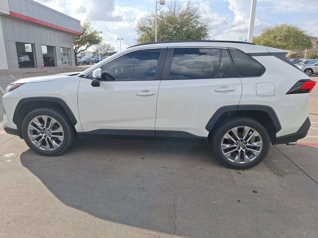 Used 2022 Toyota RAV4 XLE Premium SUV