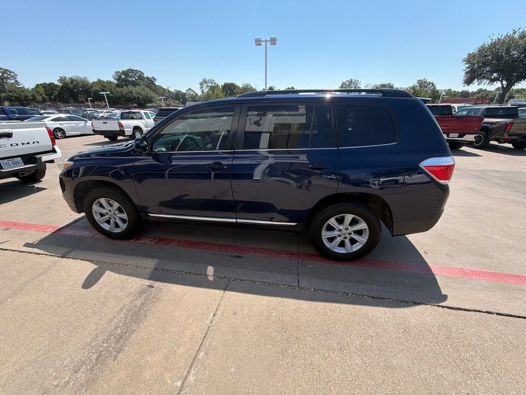 Used 2012 Toyota Highlander Base SUV