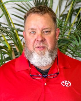 Staff member Steve Curry from ID_c3a2fa