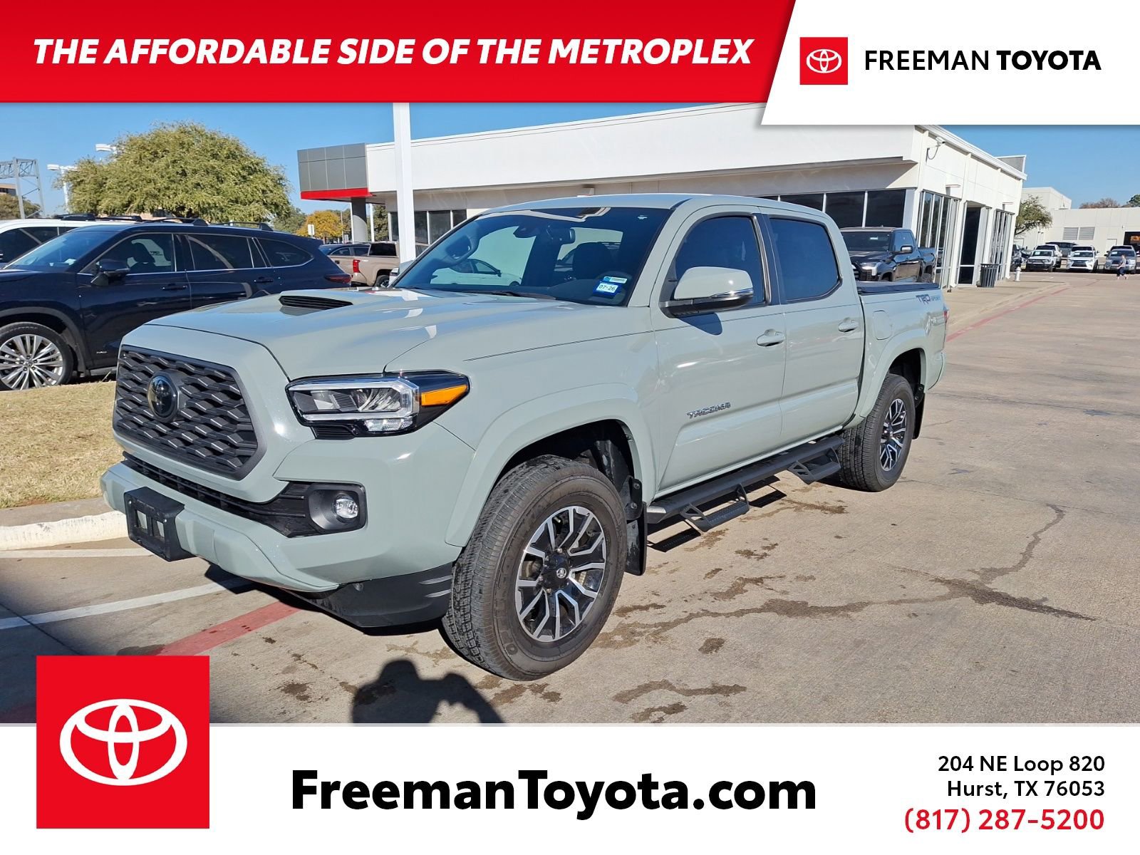 2023 Toyota Tacoma TRD Sport's photo