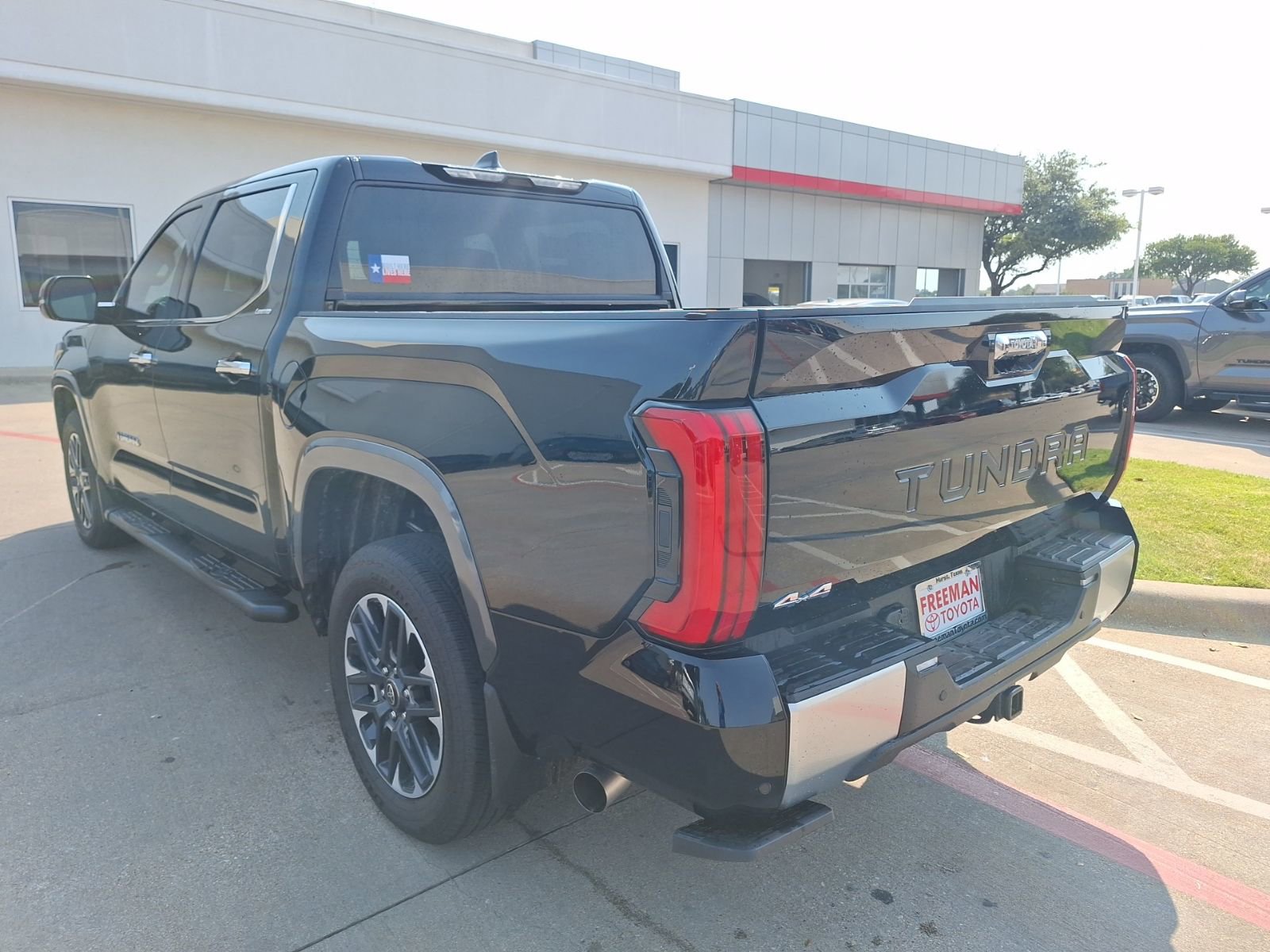 2025 Toyota Tundra CrewMax photo 2