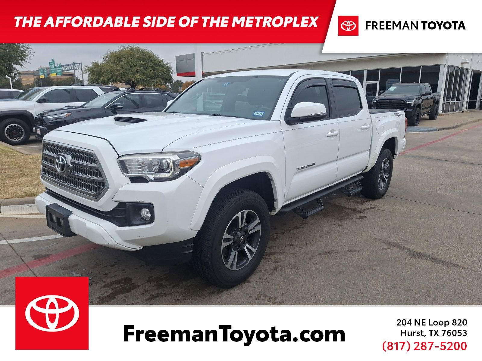 2017 Toyota Tacoma TRD Sport's photo
