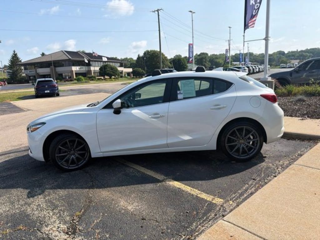 Used 2018 Mazda Mazda3 Touring Hatchback