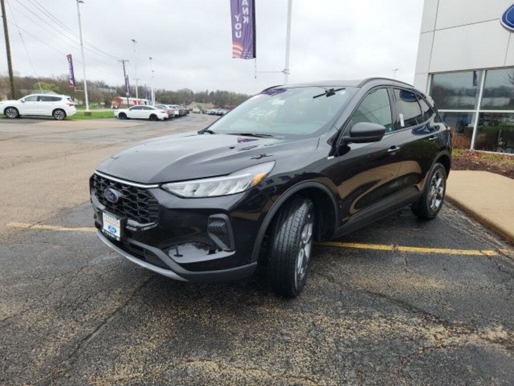 New 2026 Ford Escape ST-Line SUV