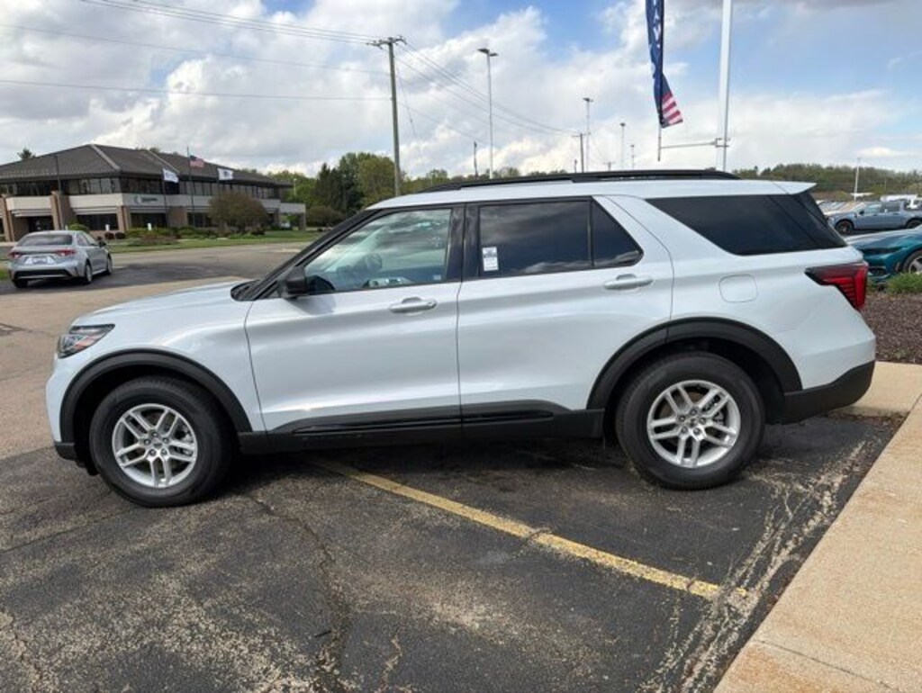 New 2026 Ford Explorer Active SUV