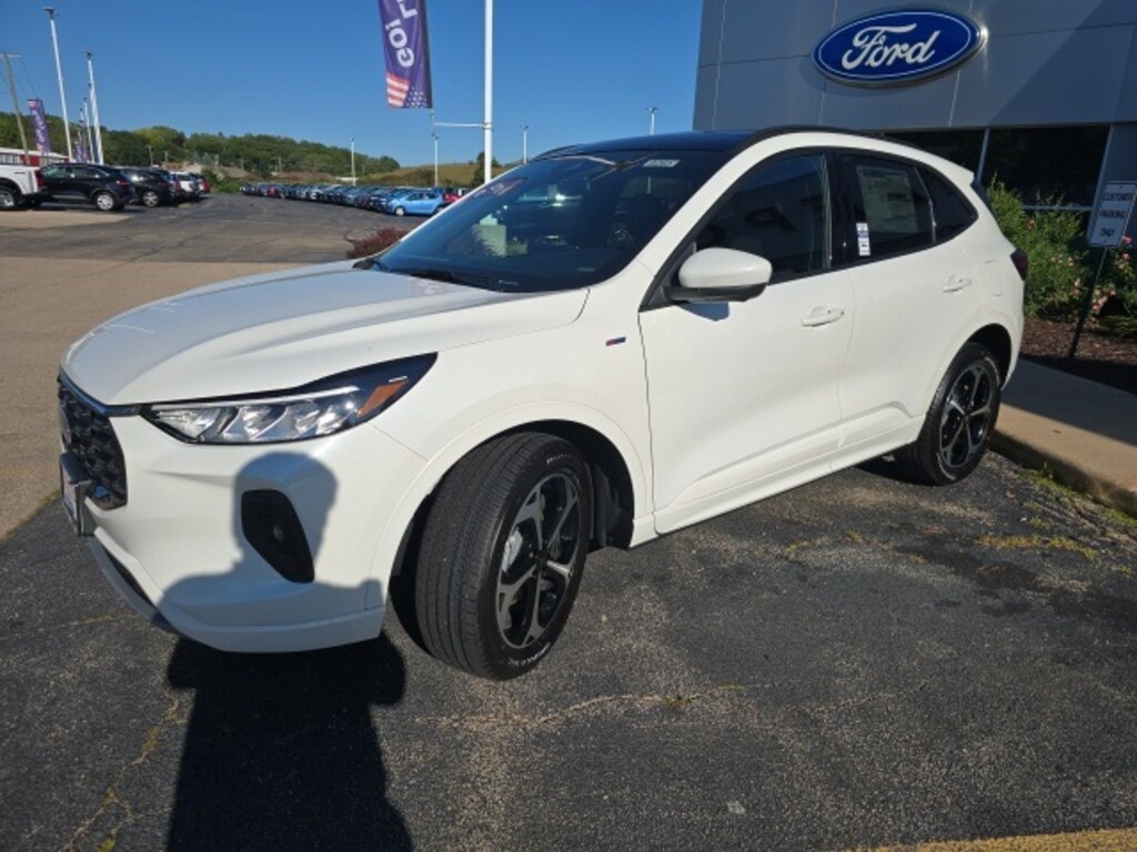 New 2024 Ford Escape ST-Line Select SUV