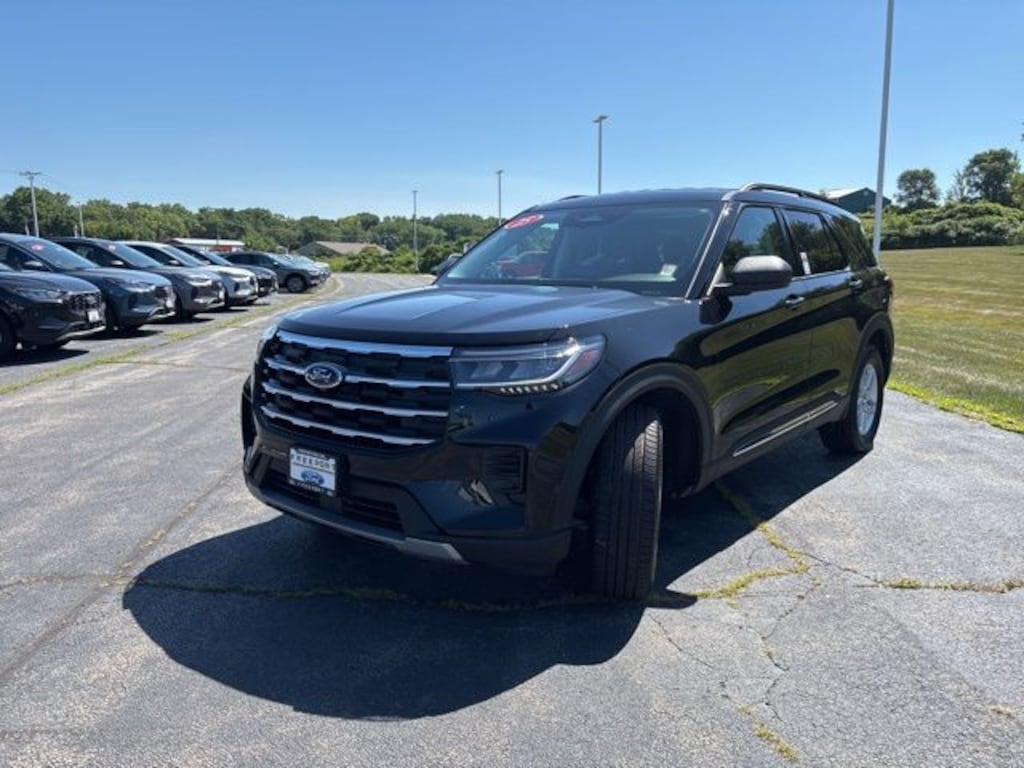 Certified 2025 Ford Explorer Active SUV