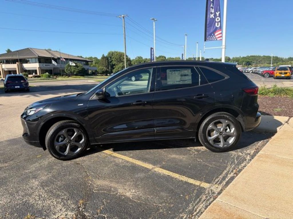 Used 2024 Ford Escape Hybrid ST-Line Select SUV