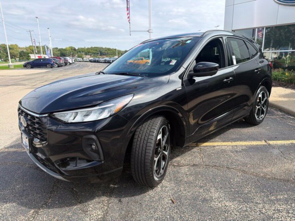 Certified 2023 Ford Escape ST-Line Select SUV