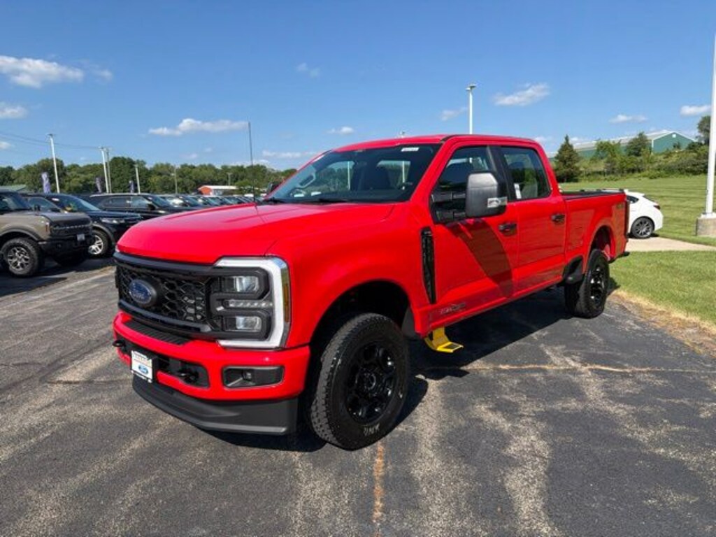 New 2026 Ford F-250SD XL Truck Crew Cab