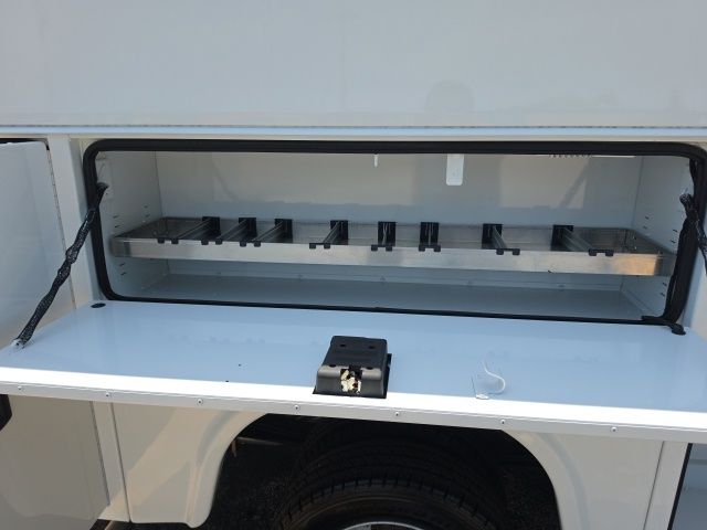 2024 Ford Transit Chassis Cab Base - Photo 25