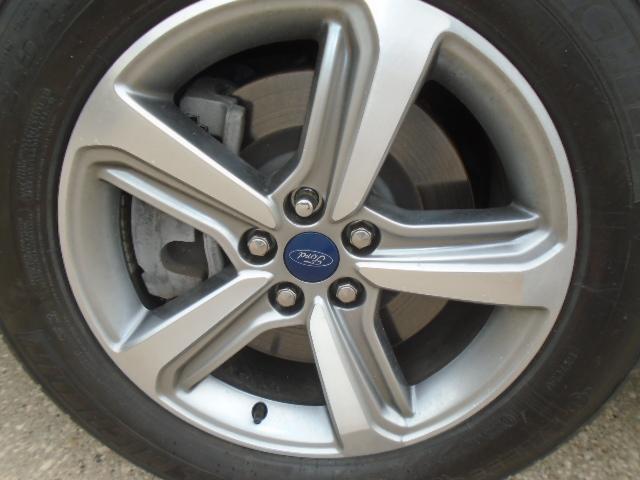 2022 Ford Edge SEL photo 3