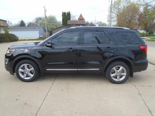 Used 2016 Ford Explorer XLT with VIN 1FM5K8D89GGC86488 for sale in Monticello, IA