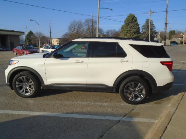 Used 2022 Ford Explorer XLT with VIN 1FMSK8DH7NGB95008 for sale in Monticello, IA