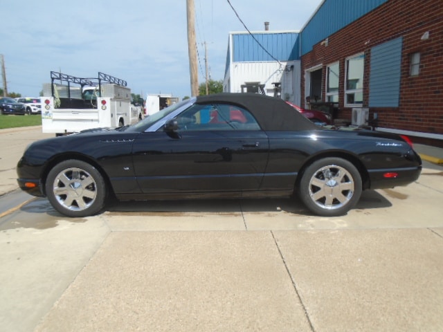 Used 2003 Ford Thunderbird Deluxe with VIN 1FAHP60A73Y102546 for sale in Monticello, IA