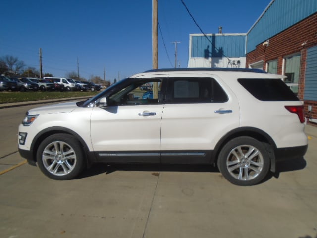 Used 2016 Ford Explorer Limited with VIN 1FM5K8F80GGD11257 for sale in Monticello, IA