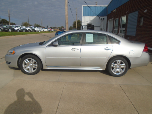 Used 2014 Chevrolet Impala 2FL with VIN 2G1WB5E36E1100449 for sale in Monticello, IA