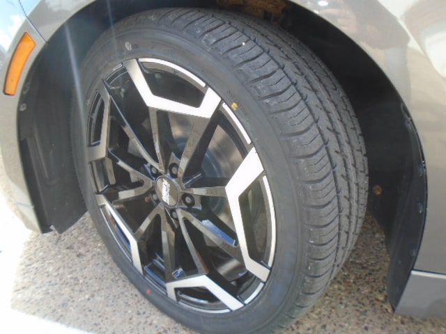 Used 2014 Lincoln MKZ Base with VIN 3LN6L2G99ER805337 for sale in Monticello, IA