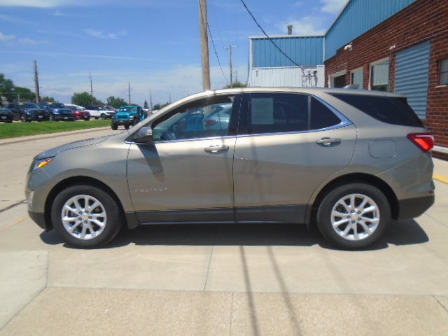 Used 2018 Chevrolet Equinox LT with VIN 3GNAXSEV7JS579053 for sale in Monticello, IA