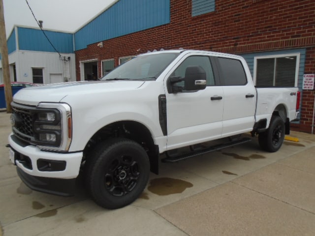 2026 Ford F-250 XL 4x4 Crew Cab 6-3/4' Box's photo