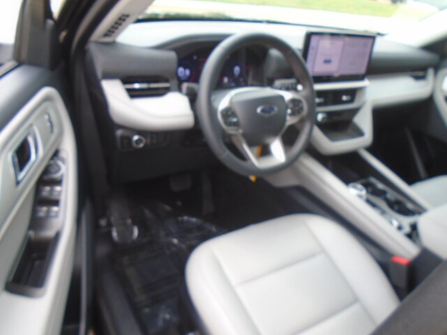 2026 Ford Explorer Active - Photo 15