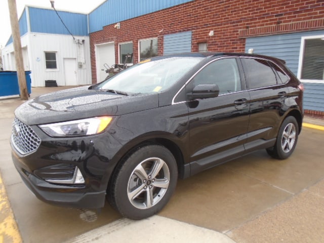 2023 Ford Edge SEL AWD's photo
