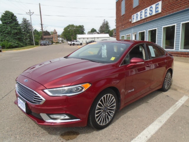 2017 Ford Fusion Titanium's photo