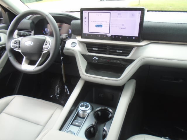 2026 Ford Explorer Active - Photo 11