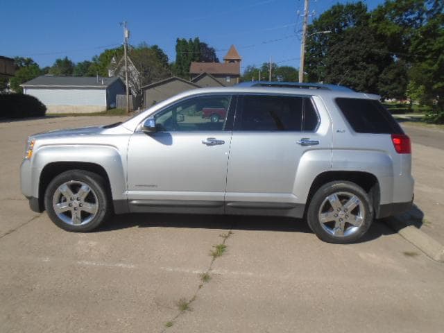 Used 2013 GMC Terrain SLT-2 with VIN 2GKFLXE3XD6230742 for sale in Monticello, IA