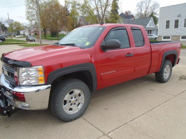 2012 Chevrolet Silverado 1500 LT photo 2