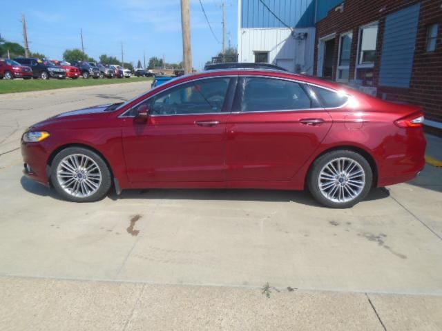 Used 2015 Ford Fusion SE with VIN 3FA6P0T9XFR308100 for sale in Monticello, IA