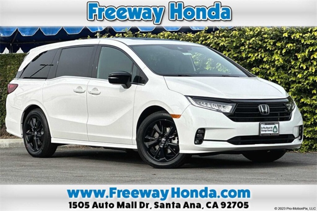 New 2024 Honda Odyssey For Sale at Freeway Honda VIN 5FNRL6H75RB051088