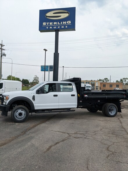 Featured New  2022 Ford Super Duty F-450 DRW XL Crew Cab Chassis-Cab Truck Crew Cab for Sale in Lyons, IL