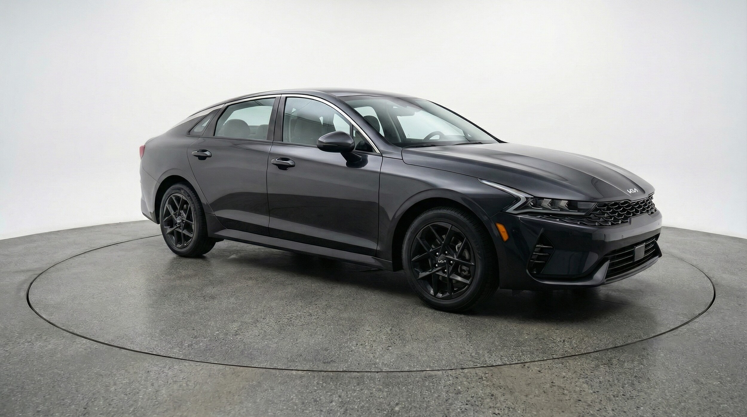 Thumbnail: 2025 Kia K5 - 1