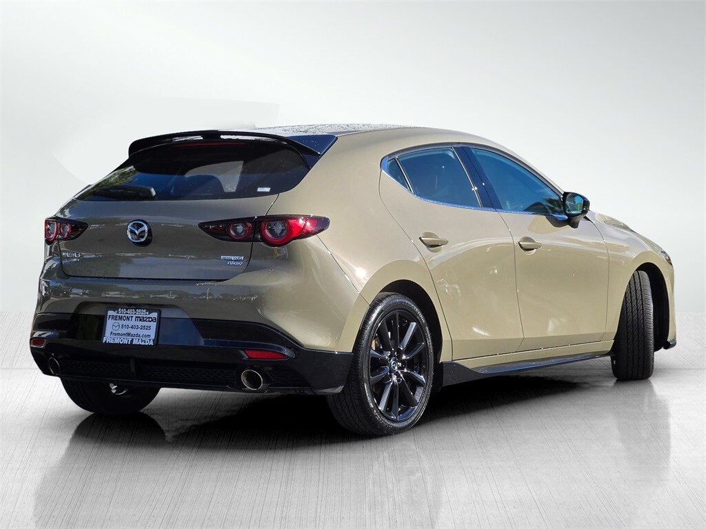 2025 Mazda Mazda3 Hatchback 2.5 Carbon Turbo photo 4