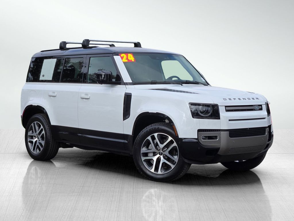 2024 Land Rover Defender 110 X-Dynamic SE P400's photo