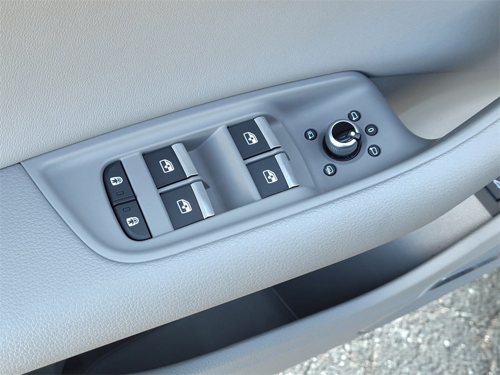 2022 Audi Q7 Premium Plus - Photo 13