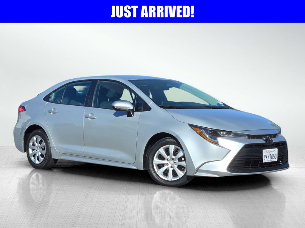 2024 Toyota Corolla LE CVT's photo