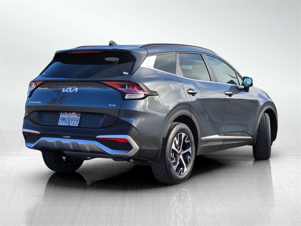 Used 2024 Kia Sportage Hybrid EX SUV