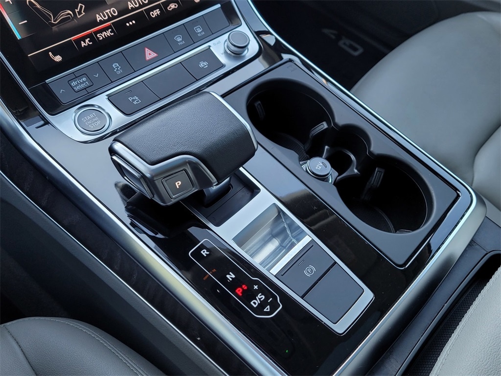 2022 Audi Q7 Premium Plus - Photo 22